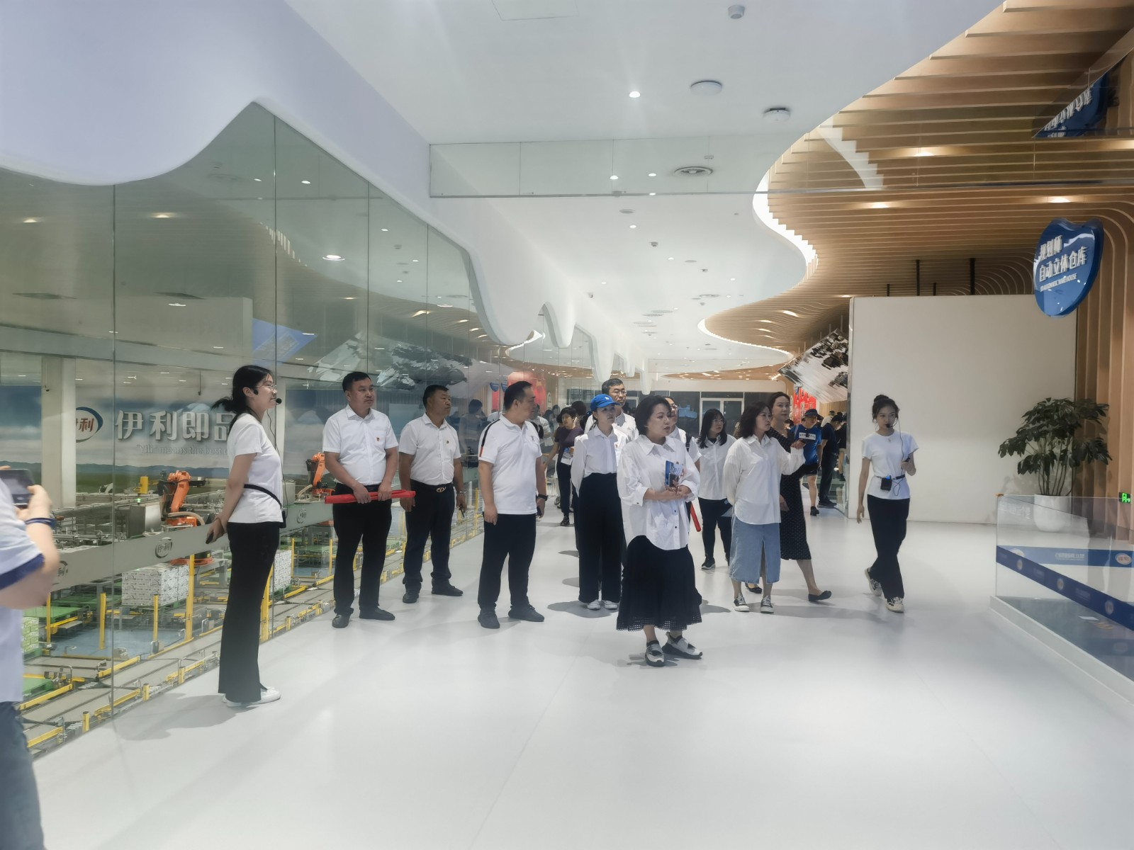 8.22馬建偉-金誠擔保公司黨支部、金豐農業公司黨支部聯合開(kāi)展“黨建領發(fā)展，初心爲人民”主題黨日活動圖02.jpg