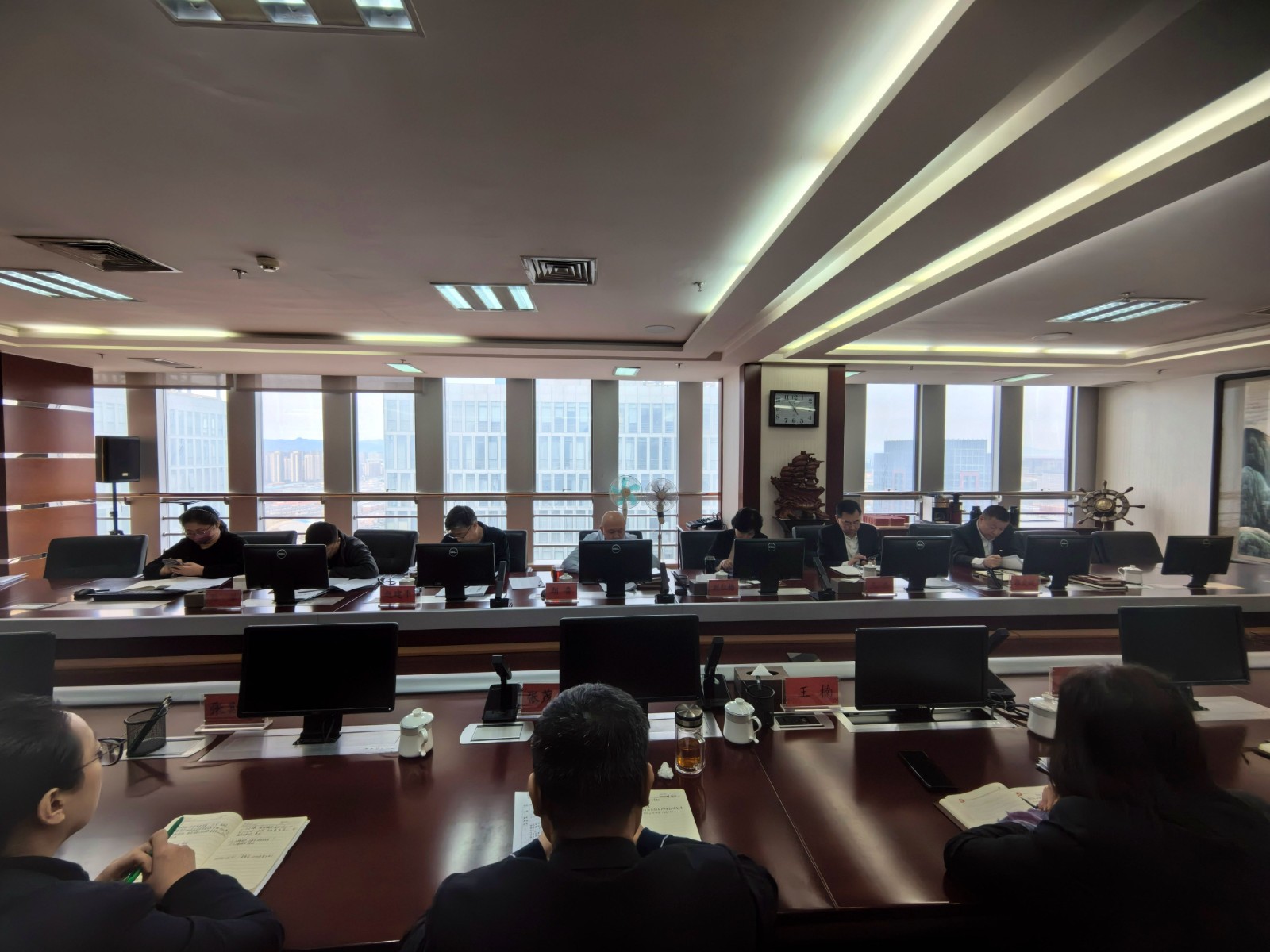 金融集團黨委召開(kāi)2024年第三次理論學(xué)習中心組（擴大）學(xué)習會圖1.jpg