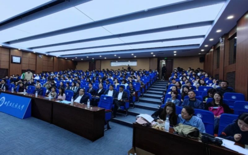 内蒙古賓館參加2024年春季校園招聘會03.png