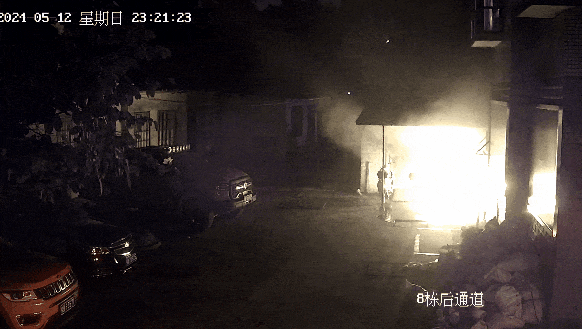 03.gif
